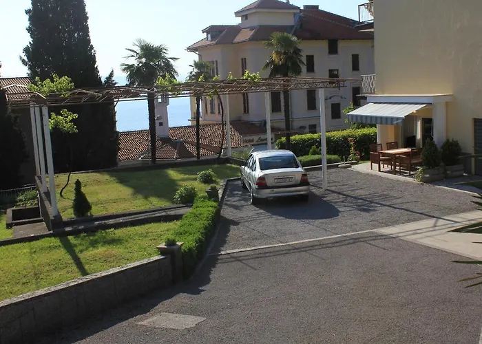With Parking Space Lovran, Opatija - 7705 Lovran