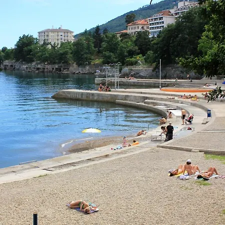 Apartment With A Parking Space Lovran, Opatija - 7705 Lovran