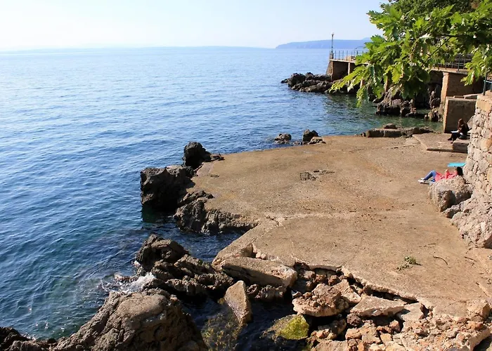 With Parking Space Lovran, Opatija - 7705 Appartamento *